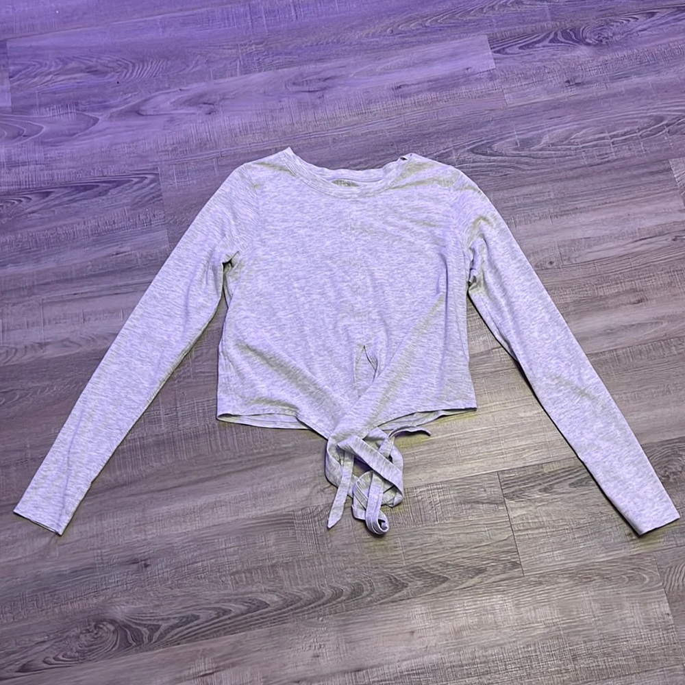 Lulu Lemon tie front top size 6